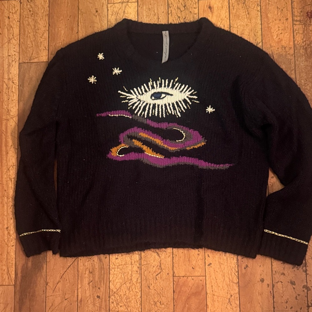 Raquel Allegra Black Sweater with Eye Design